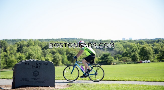 Boston - $3,674+ /mo