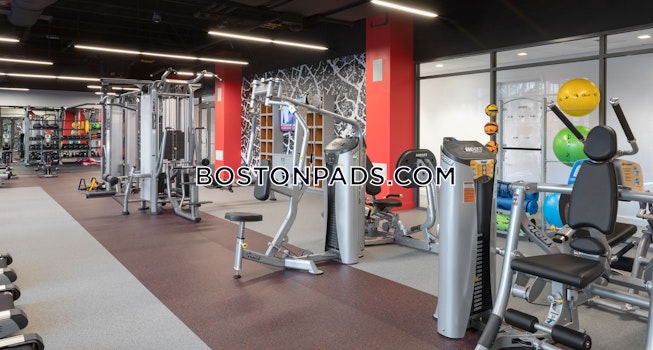 Boston - $4,920+ /mo