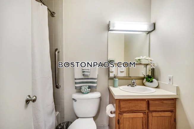 Holbrook - $2,045+ /mo