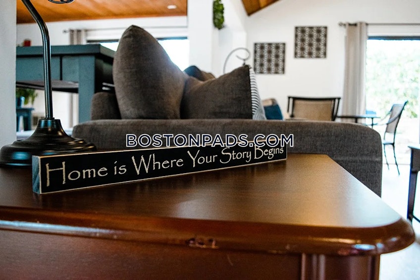 Holbrook - $3,023+ /month