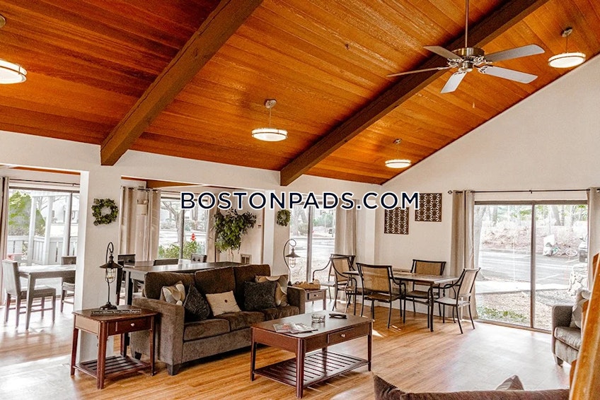 Holbrook - $3,023+ /month