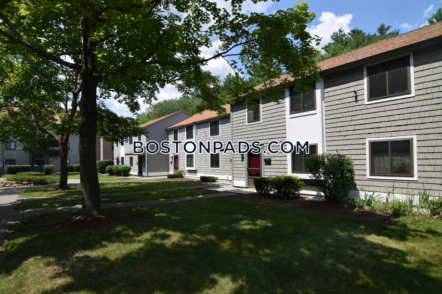 Longmeadow Dr. Holbrook