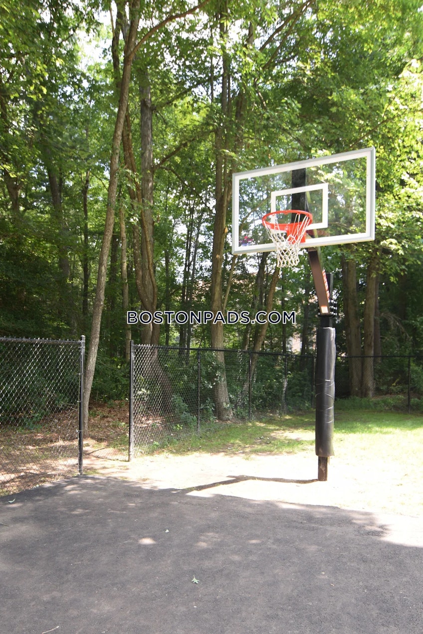 Holbrook - $2,545+ /month