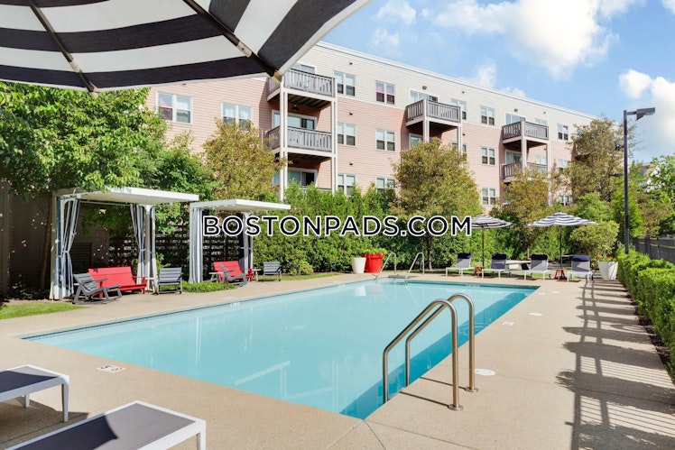 Webster Ave., Chelsea