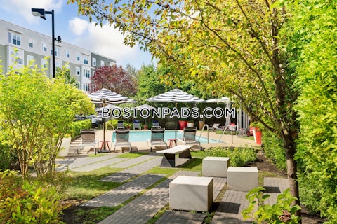 Webster Ave. Chelsea photo 9