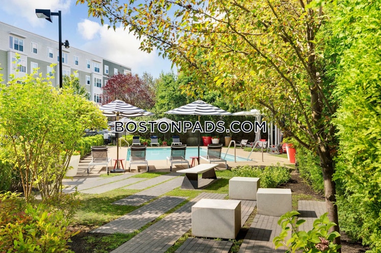 Webster Ave., Chelsea