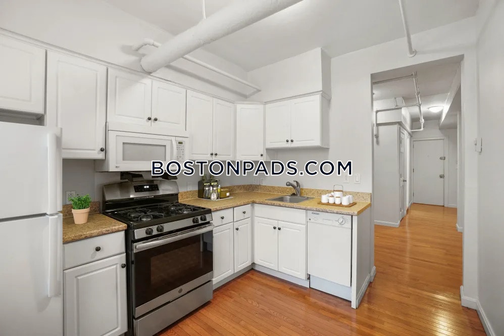 Boston - $3,028