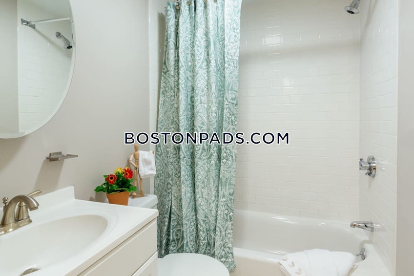 Boston - $4,065+ /month