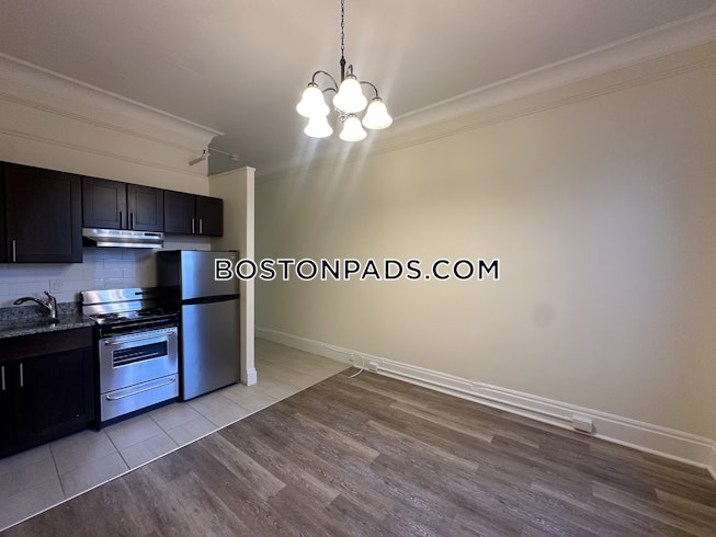Boston - $2,500+ /mo
