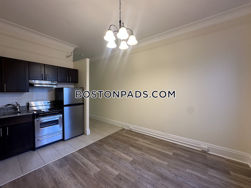 Boston - $2,500+ /month