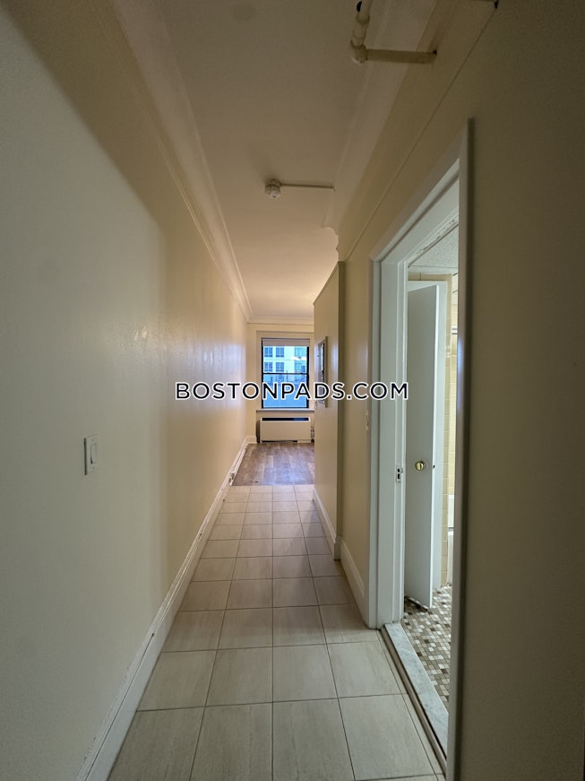 Boston - $2,500+ /mo