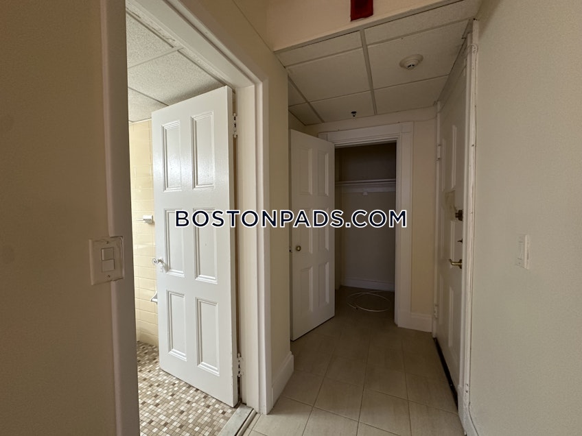 Boston - $2,500+ /month