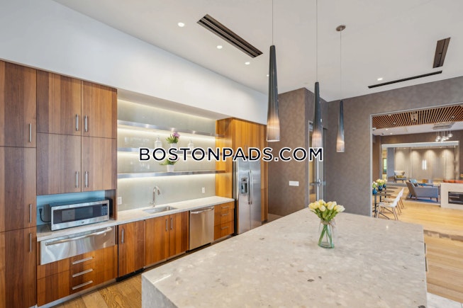 Waltham - $3,330+ /mo