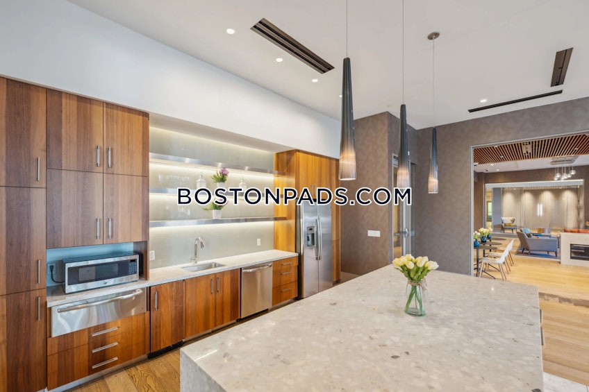 Waltham - $4,750+ /month