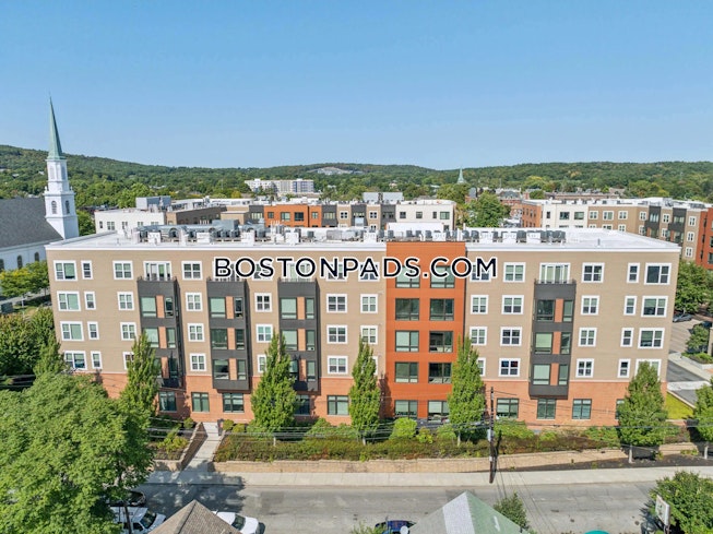 Waltham - $3,625+ /mo