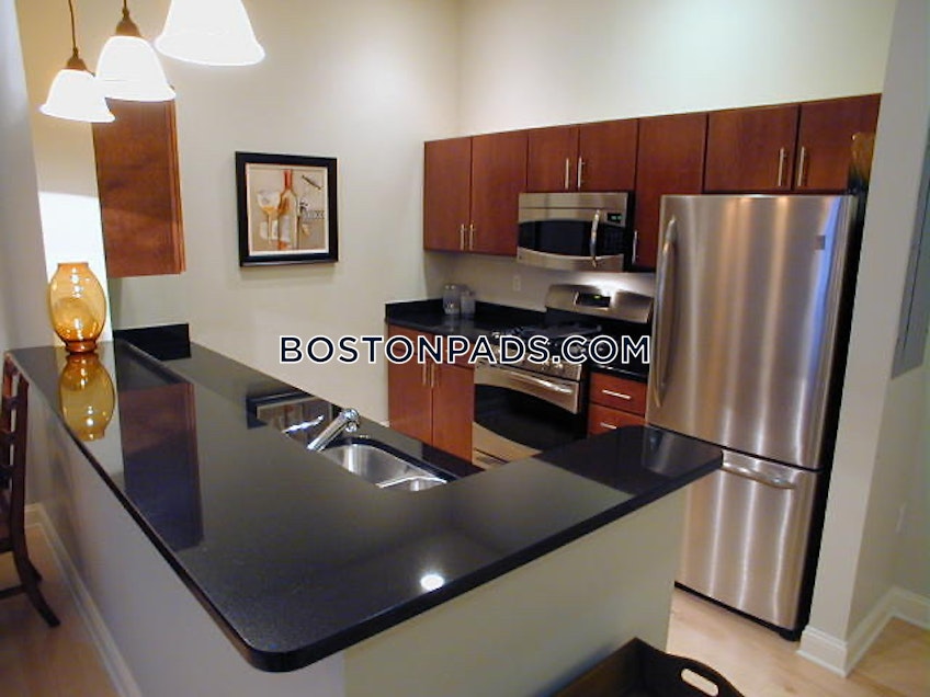 Boston - $2,475+ /month