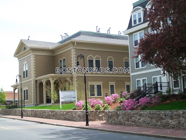 Boston - $2,475+ /mo