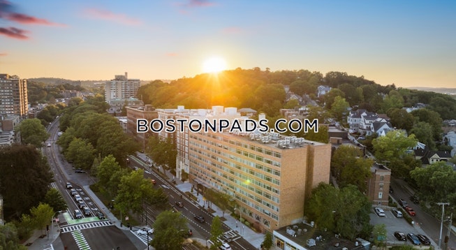 Brookline - $2,709+ /mo