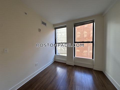 Winter St. Boston photo 36