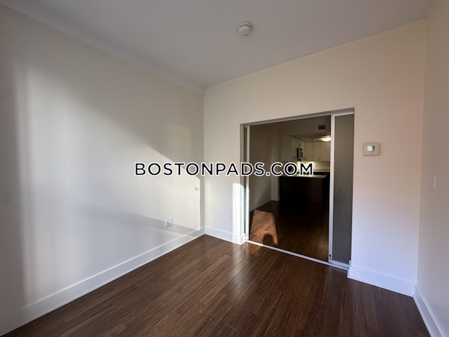 Boston - $3,800+ /mo