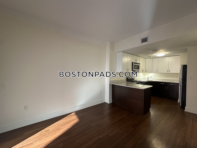 Boston - $3,800+ /mo