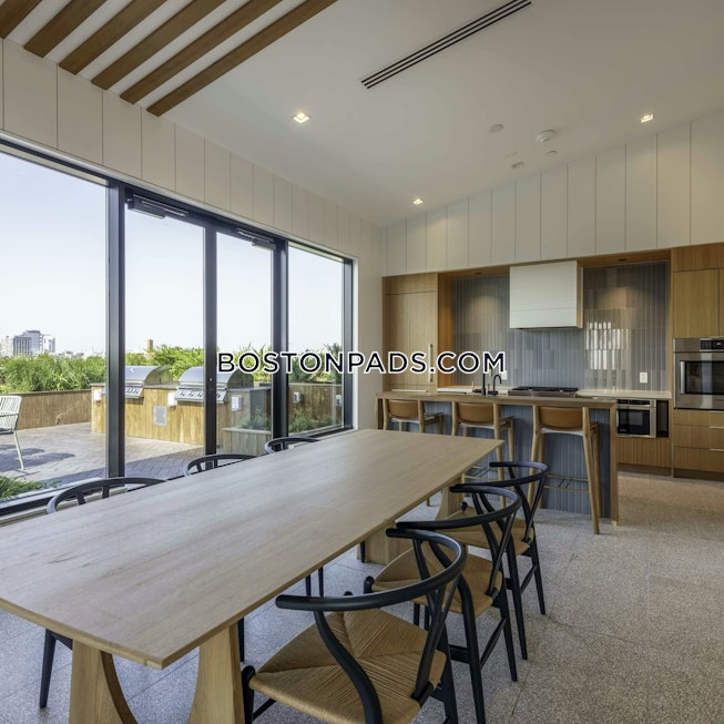 Boston - $2,625+ /mo