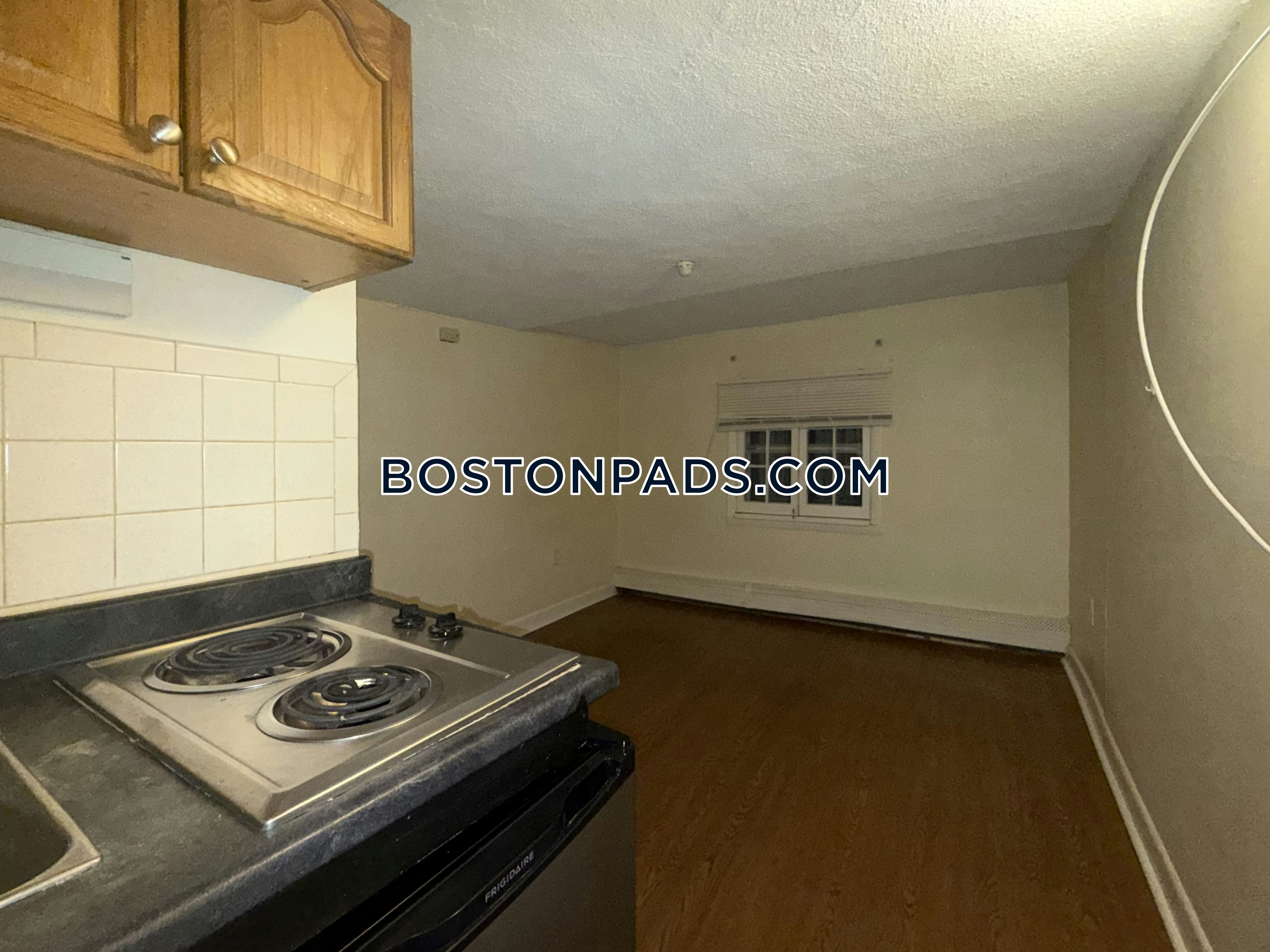 Boston - $1,550