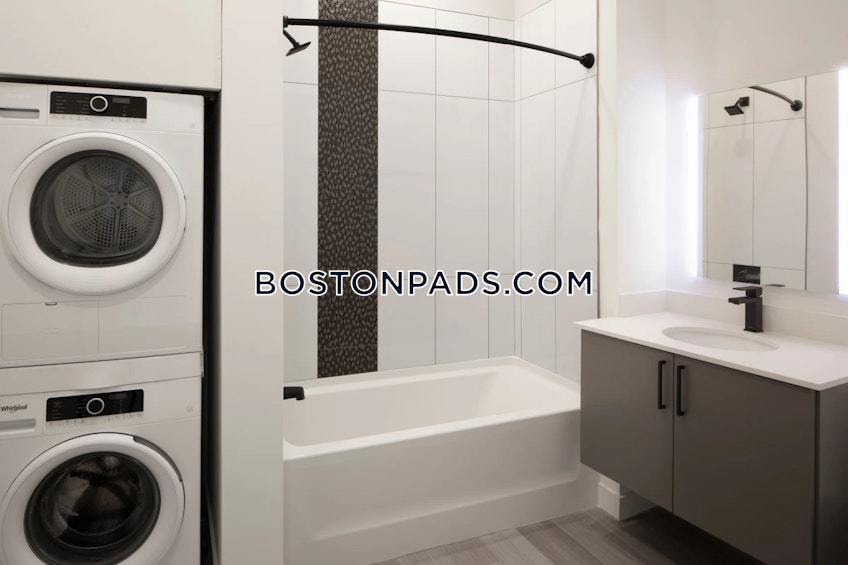 Lynn - $2,826+ /month