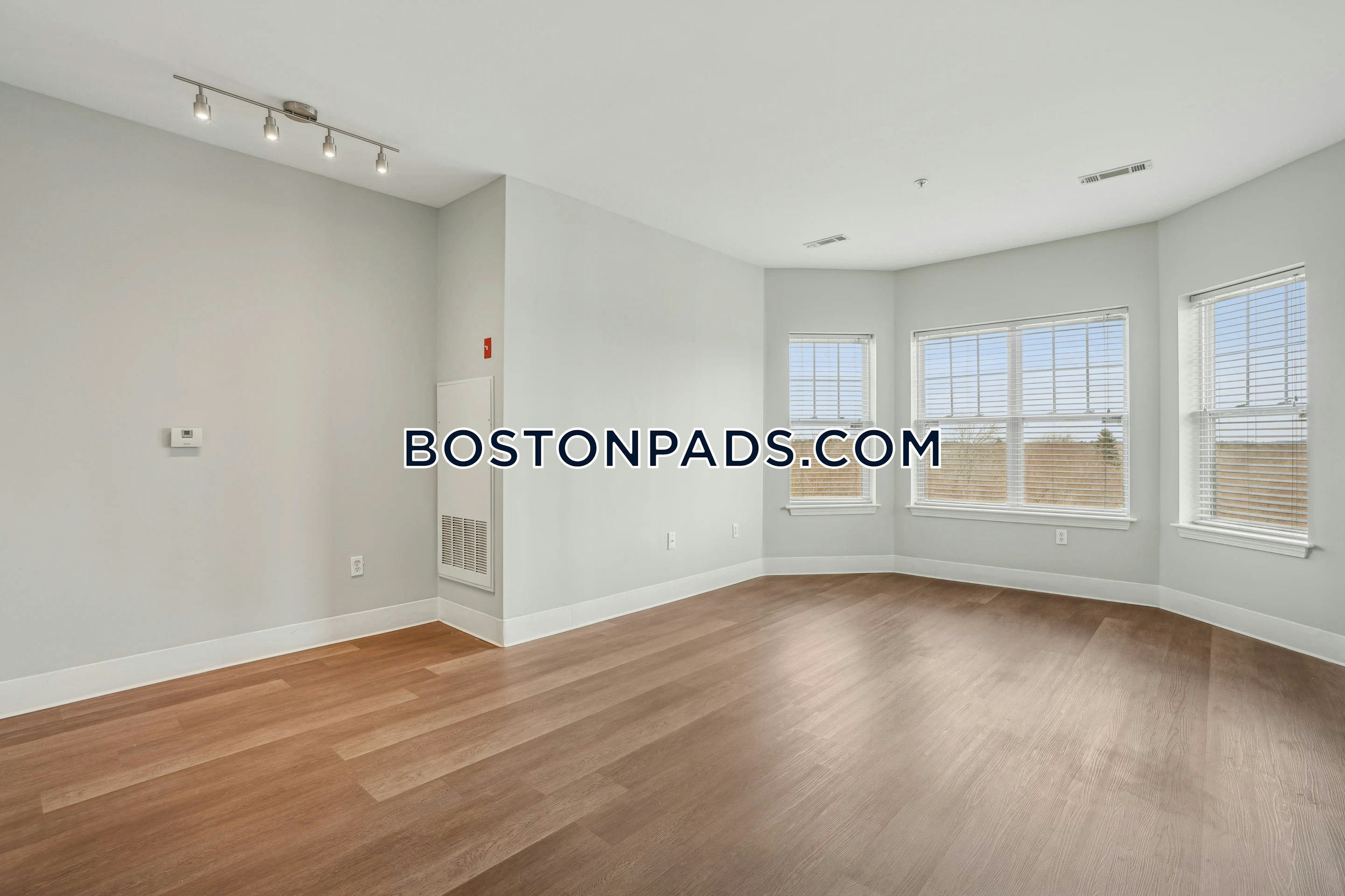 Windsor Woods Ln. Canton