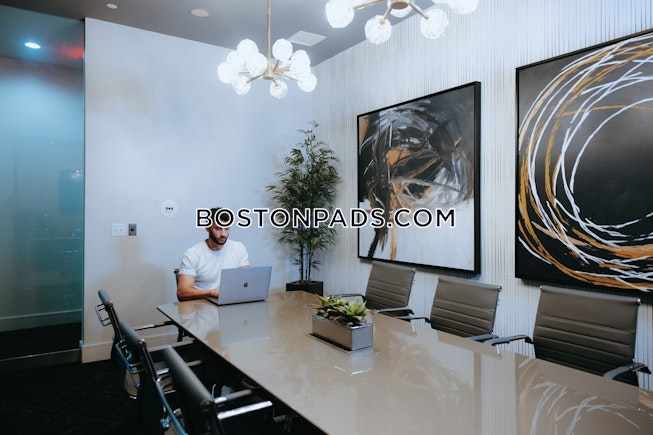 Needham - $2,573+ /mo