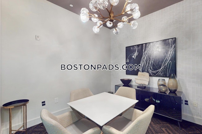 Needham - $4,407+ /mo