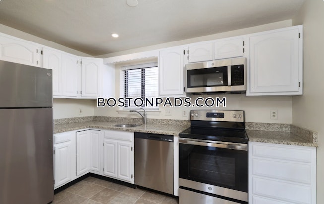 Waltham - $2,300+ /mo