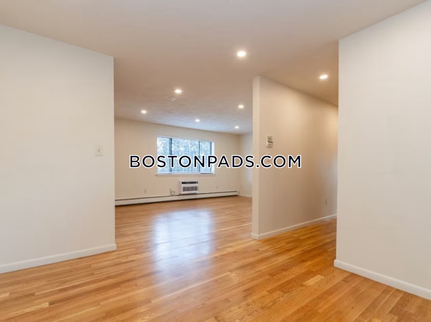 Waltham - $2,500+ /month