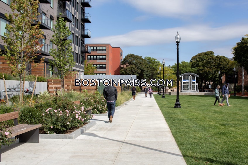 Boston - $3,975+ /month
