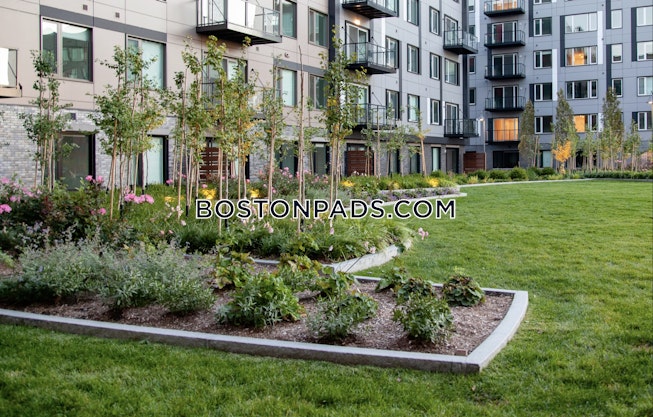Boston - $3,975+ /mo