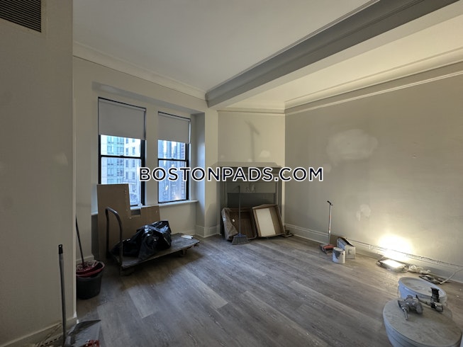 Boston - $3,300+ /mo