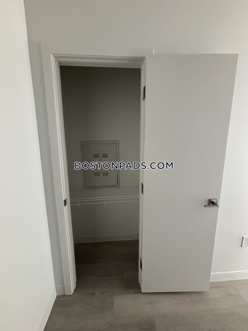 Everett - $4,140+ /month