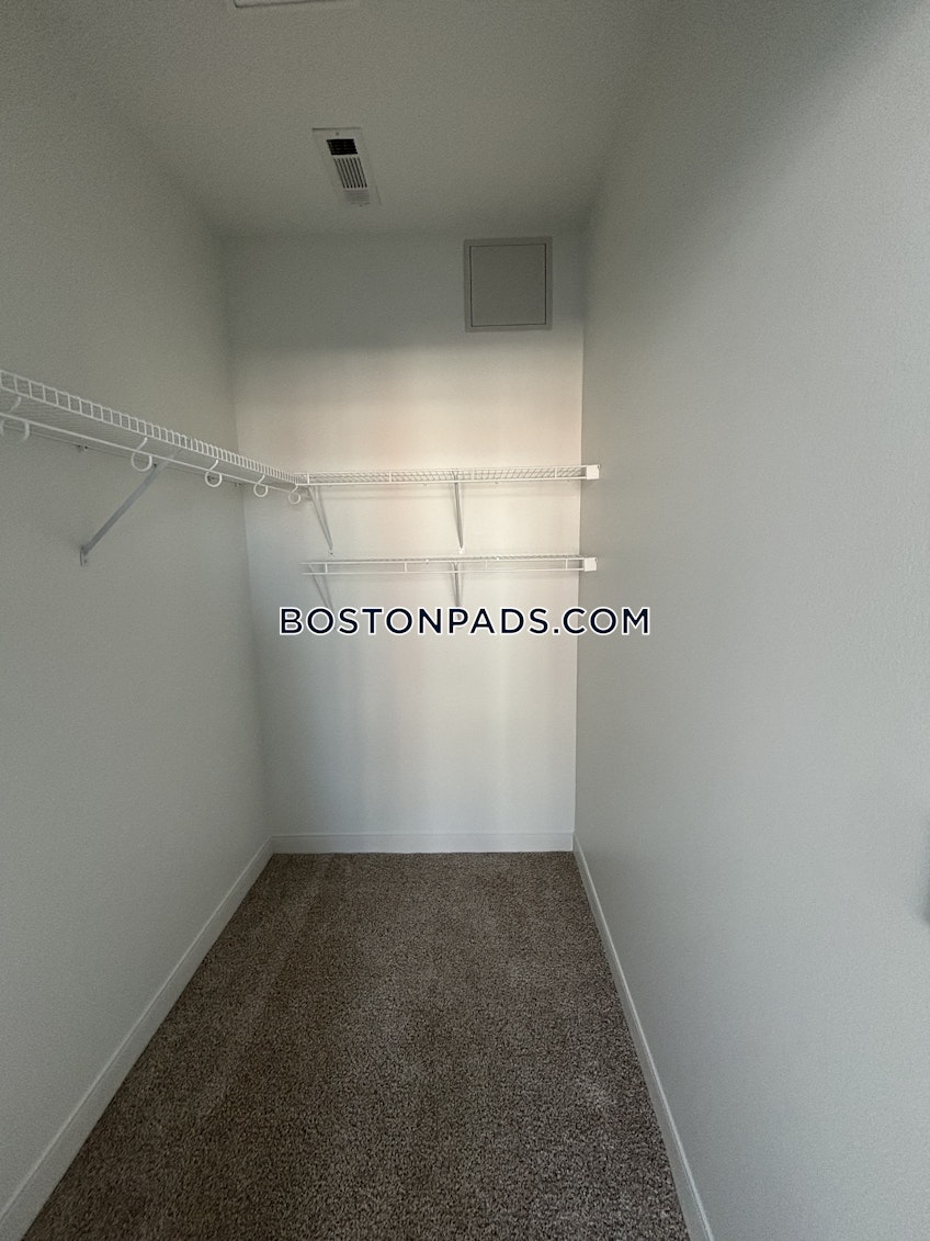 Everett - $3,210+ /month