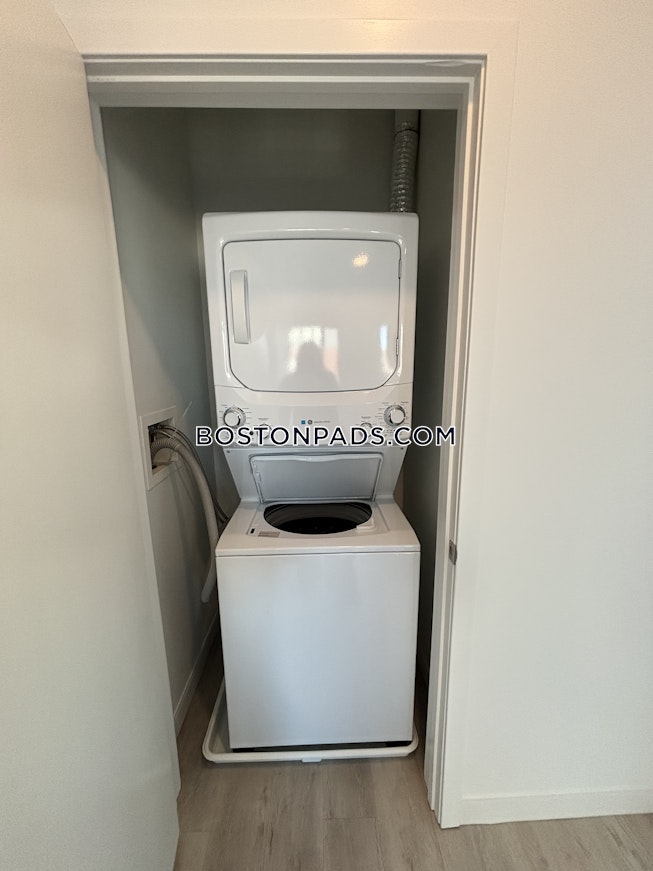 Everett - $3,595+ /mo