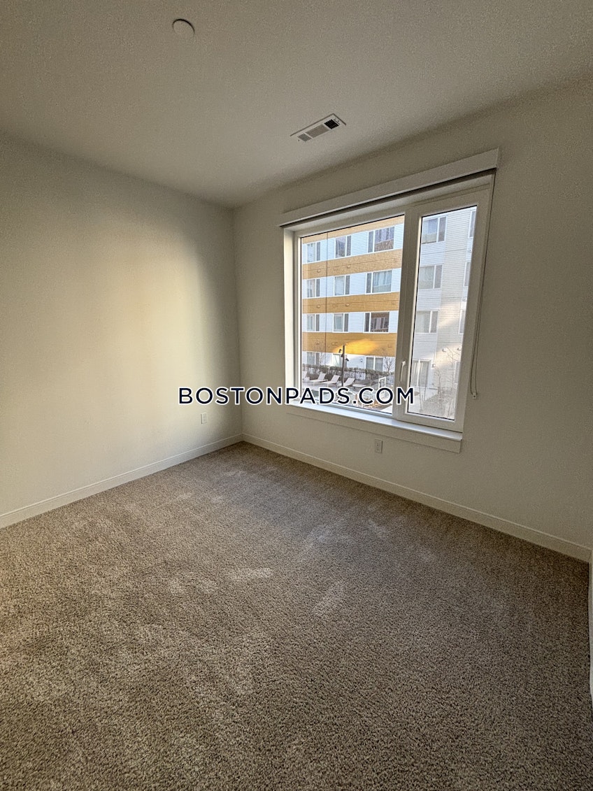 Everett - $2,700+ /month