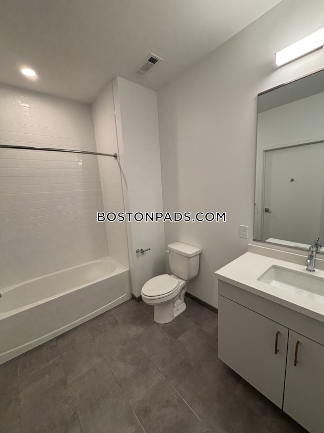 Everett - $2,700+ /mo