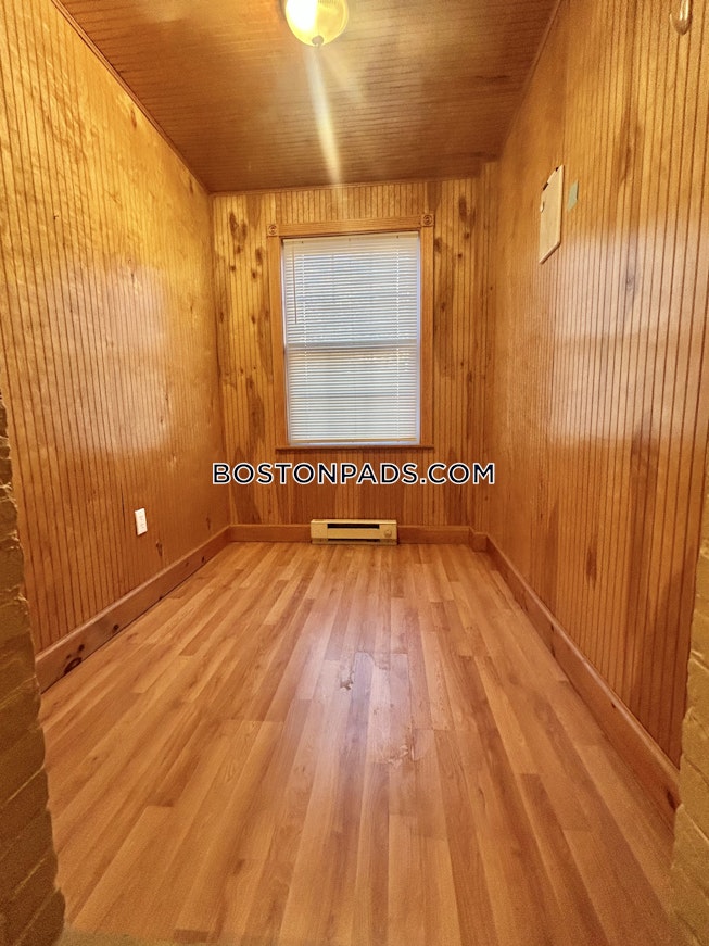 Boston - $4,200+ /mo