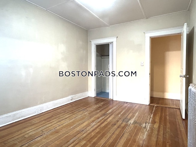 Boston - $4,200+ /mo