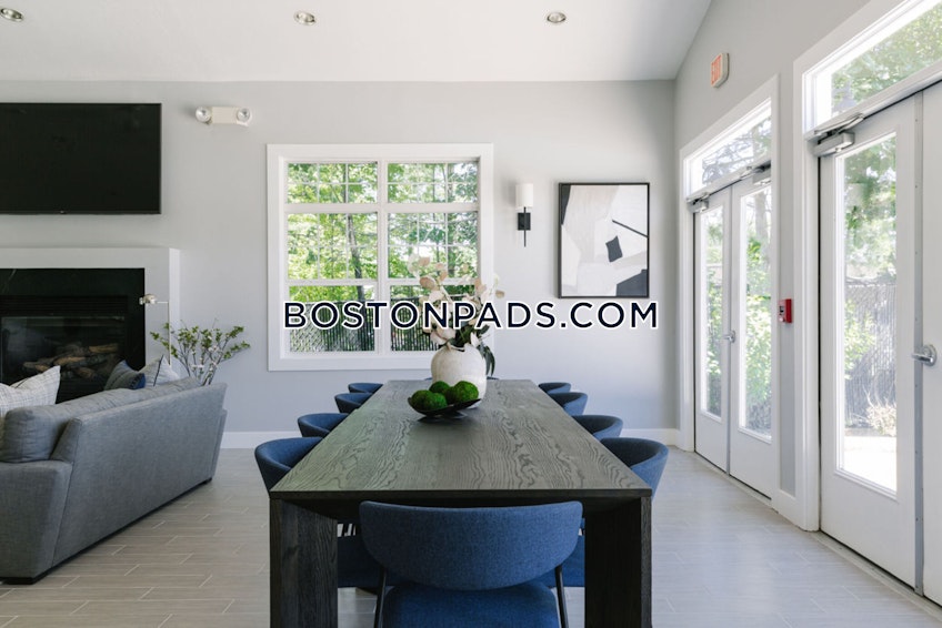 Mansfield - $3,250+ /month