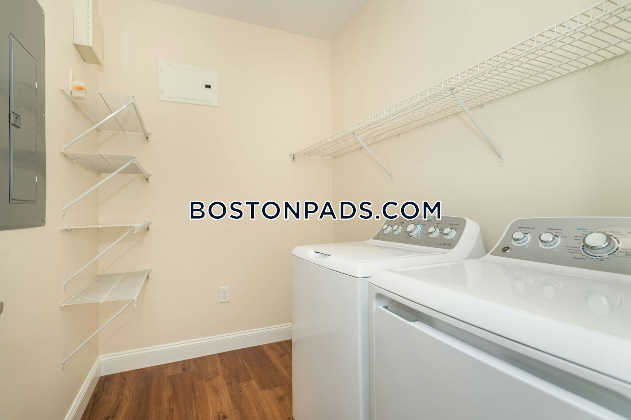 Conners Ave. Mansfield