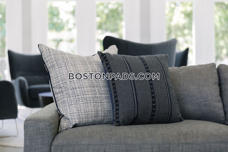 Conners Ave., Mansfield