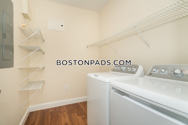 Mansfield - $3,250+ /mo