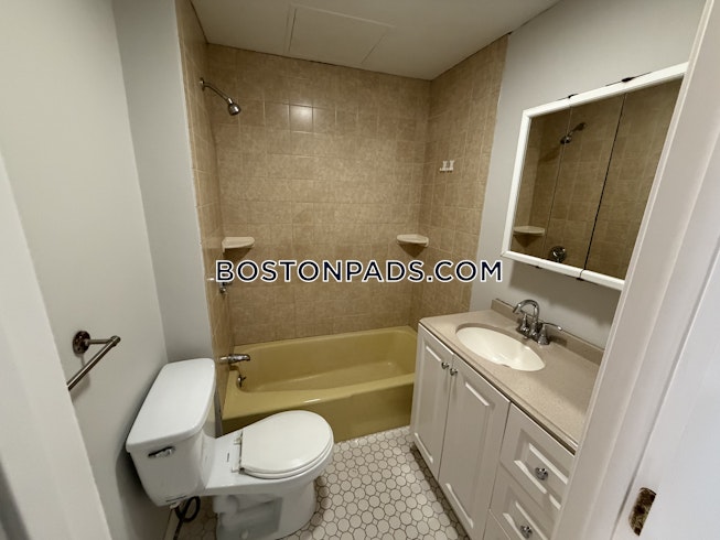 Boston - $2,050+ /mo