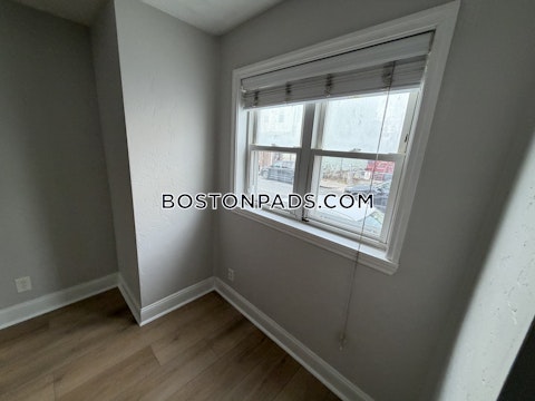 Bennington St. Boston photo 11