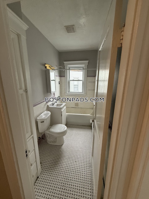 Estes St. Lynn photo 7